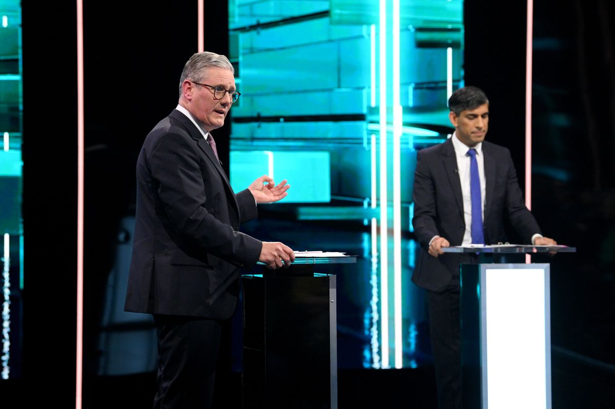 Keir Starmer debating against Rishi Sunak on national TV