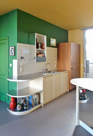 Aluminium kitchen by Dries Otten
