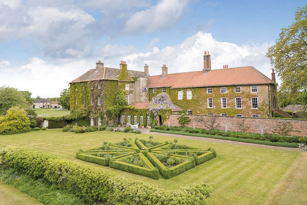 Properties for sale with libraries: Crakehall Hall, Bedale, North Yorkshire