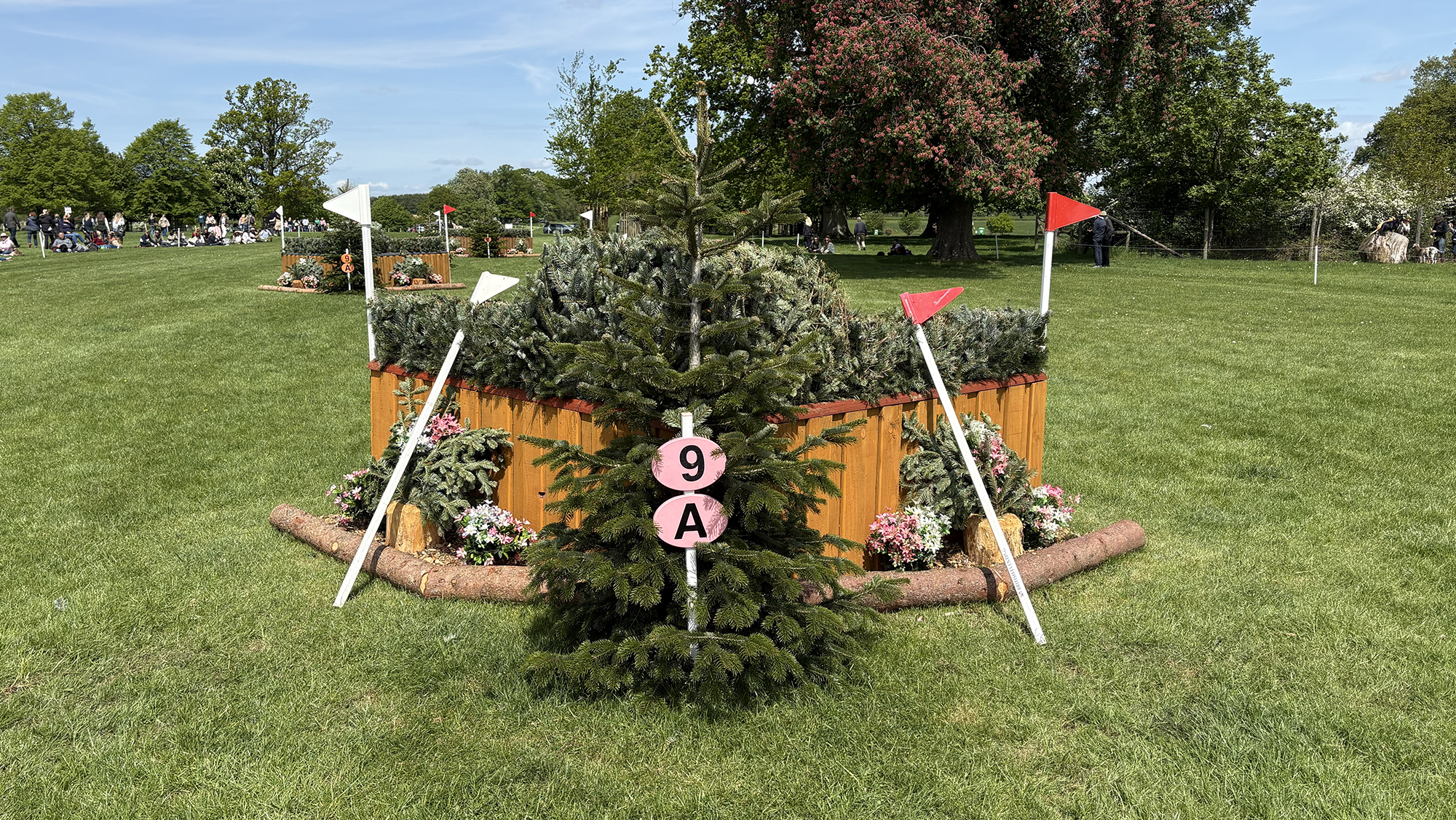 BE100 Badminton grassroots course 2026 fence 9a