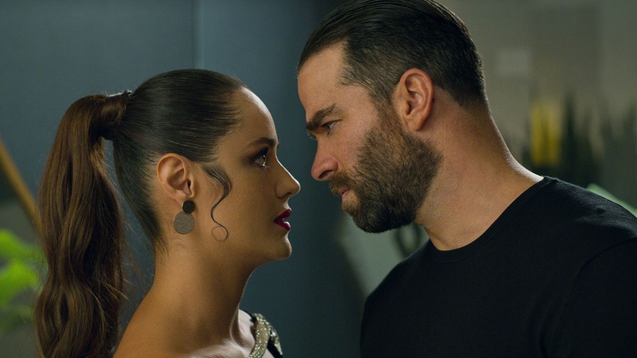 Ana Luc&iacute;a Dom&iacute;nguez as Sofia and Alejandro Nones as Rodolfo in "Who Killed Sara" on Netflix.