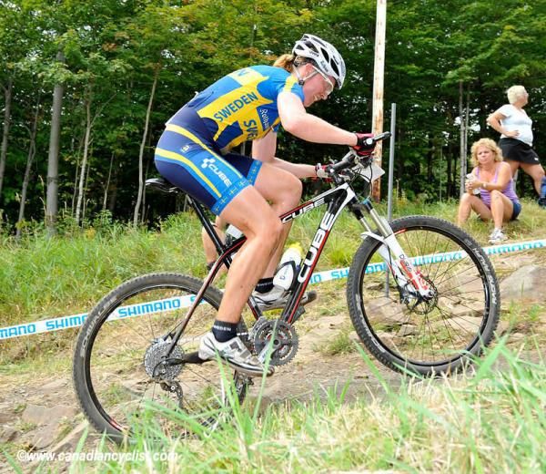 Alexandra Engen (Sweden) climbs