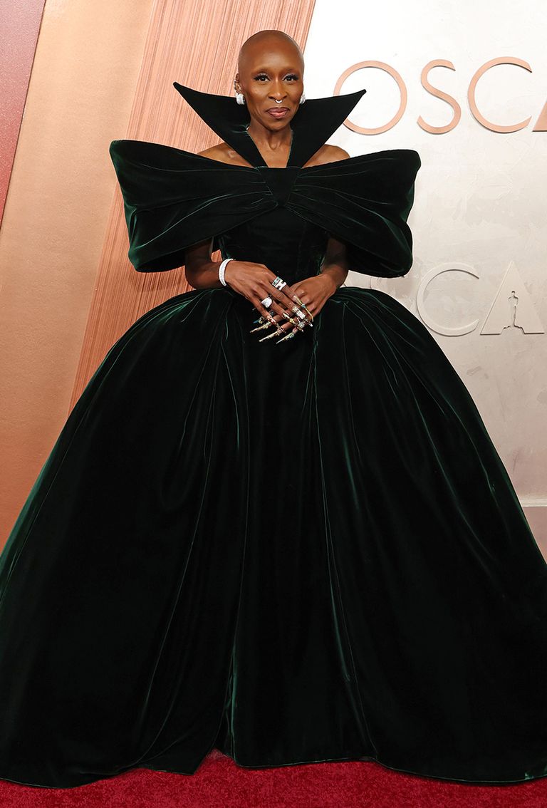 HOW TO WATCH AMERICAN MUSIC AWARDS 2025 RED CARPET visual data 2