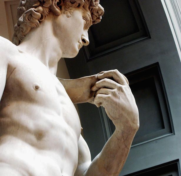 Is Michelangelo&amp;#039;s David about to collapse?