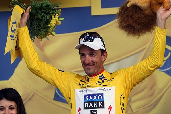 Fabian Cancellara preserved his lead despite some testing times near the end of the stage.