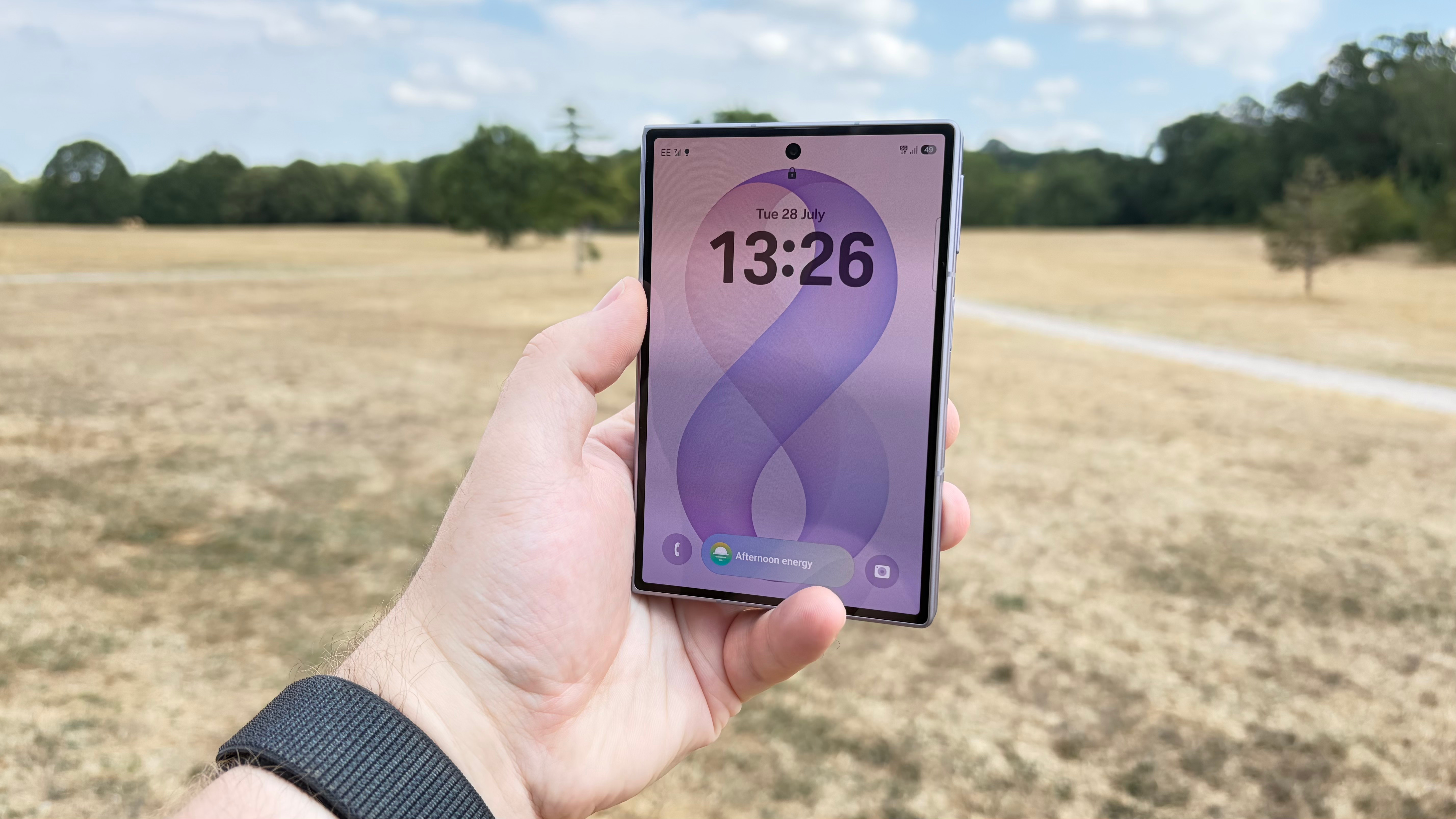 Samsung Galaxy Z Fold 8 cover screen
