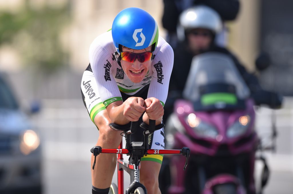 Miles Scotson (Australia) riding to the bronze medal
