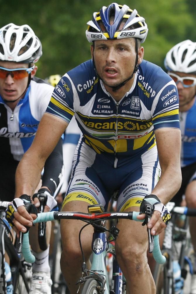 Hoogerland made the lead group on the climb
