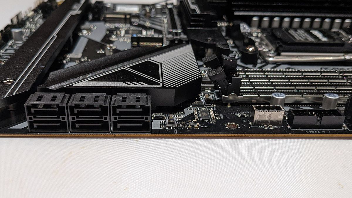 Asrock X670E Pro RS