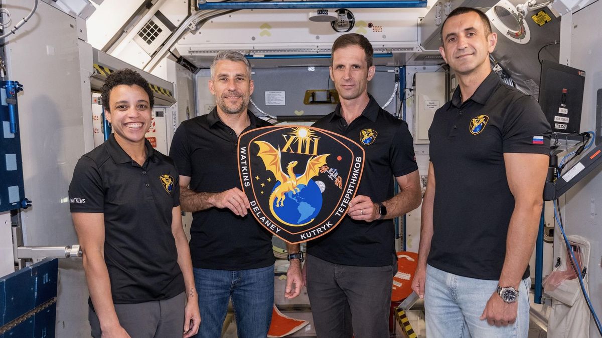SpaceX, NASA delay next astronaut launch to ISS due to leak on Dragon spacecraft