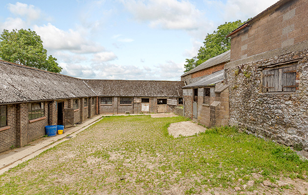 Colmer Farm Stud, Marshwood, Bridport, Dorset EXT5