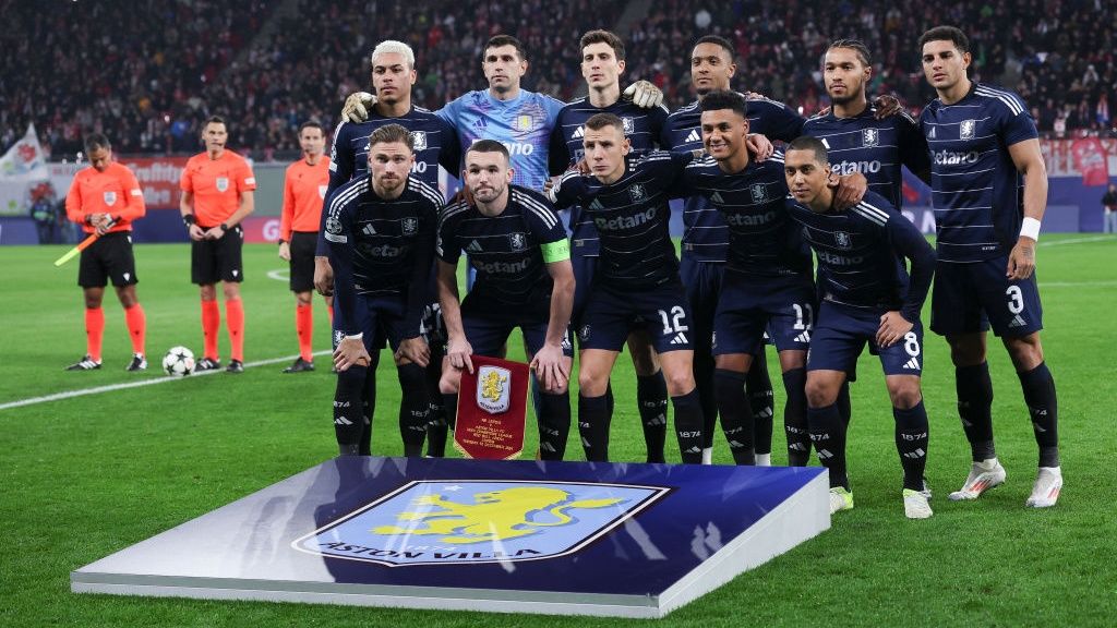 Players of Aston Villa pose for a team photo prior to the UEFA Champions League 2024/25 League Phase MD6 match between RB Leipzig and Aston Villa FC at Leipzig Stadium on December 10, 2024 in Leipzig, Germany.