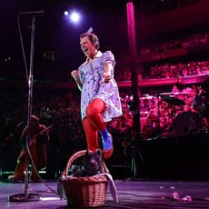 new york, new york october 30 harry styles performs onstage at harry styles harryween fancy dress party at madison square garden on october 30, 2021 in new york city photo by theo wargogetty images for hs