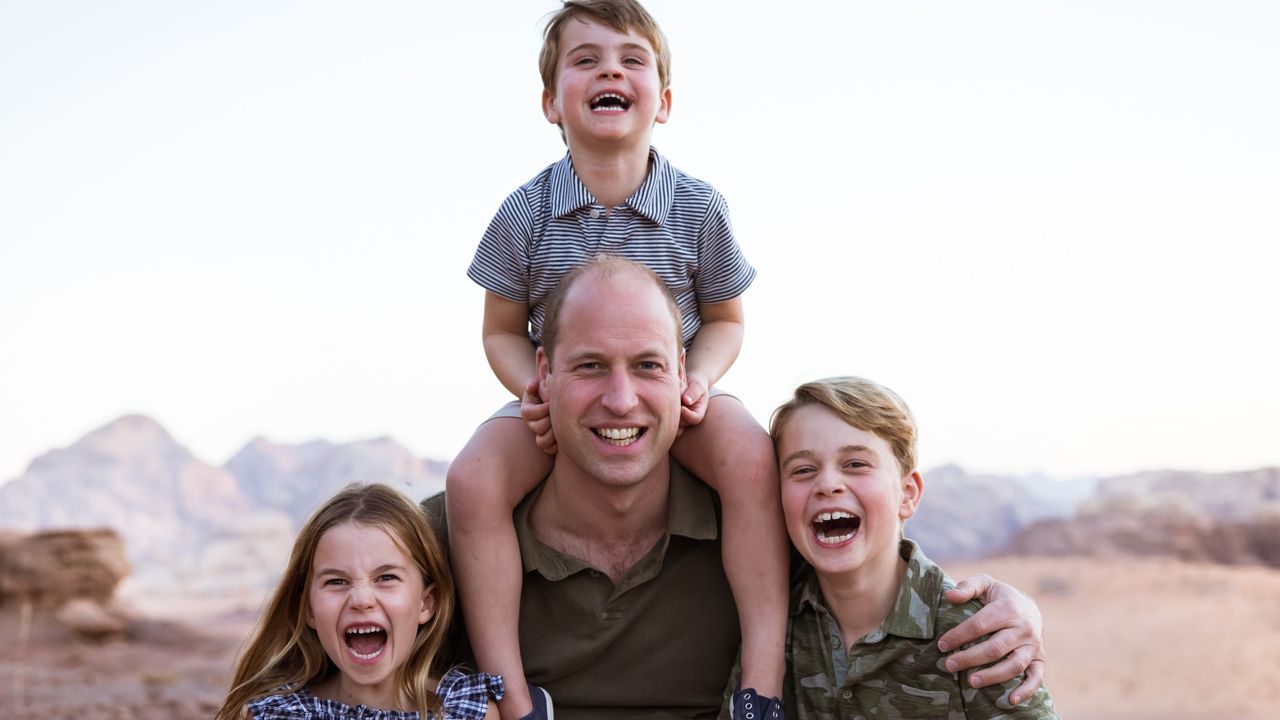 Prince William celebrates Father&#039;s Day with an adorable new photo of him and his three children