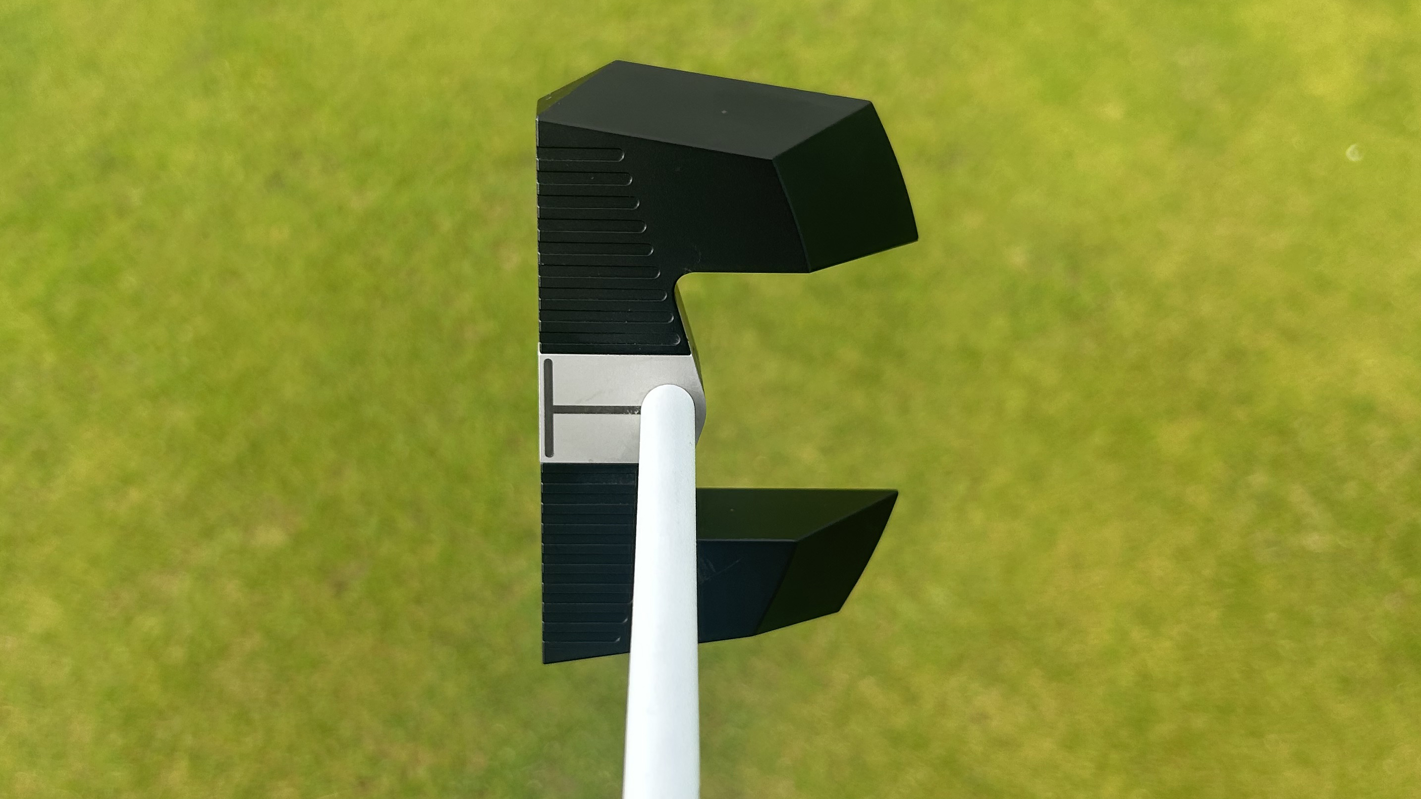 Photo of the LAB Mezz Max putter