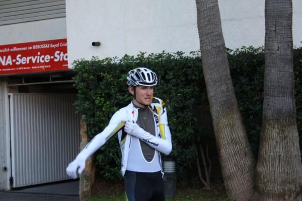 Tejay Van Garderen arrives on the scene ahead of the group training ride