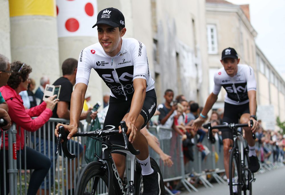 Jonathan Castroviejo makes his way to the stage at the 2018 Tour de France team presentation
