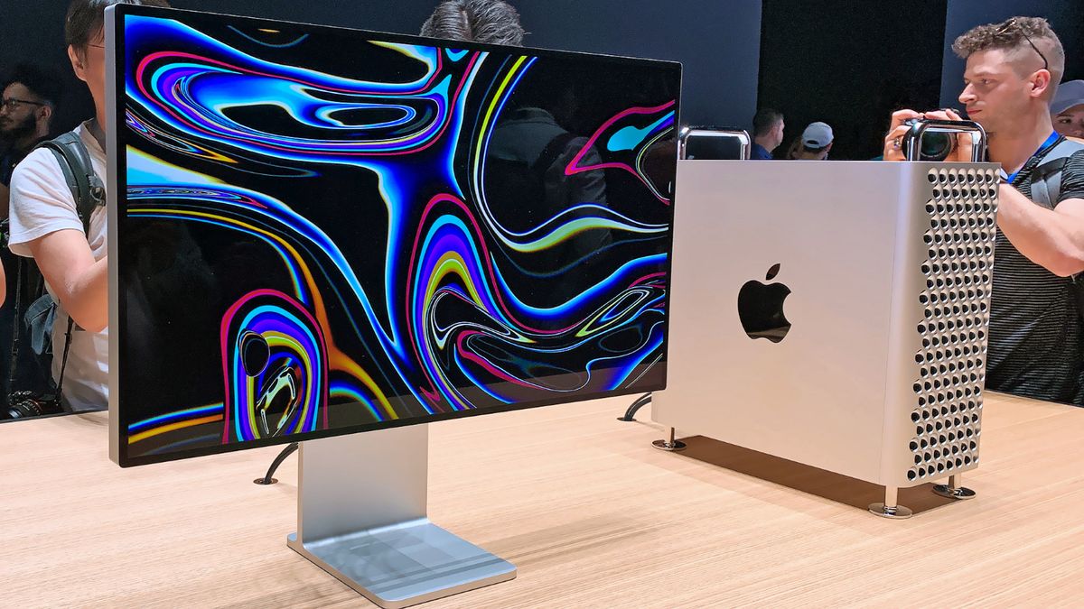 Apple's Pro Display XDR Beats OLED, So Why Not Make a Real Apple ...