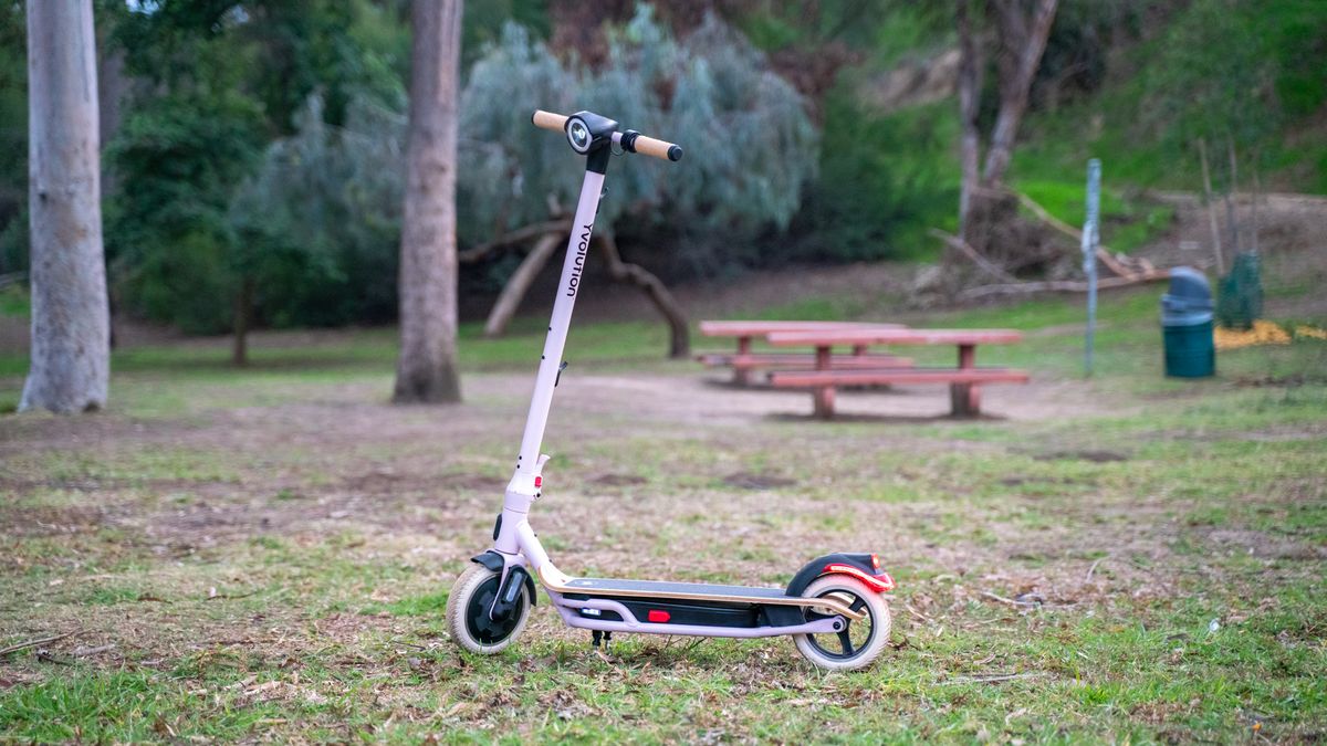Yvolution Yes Electric Scooter Review Techradar 