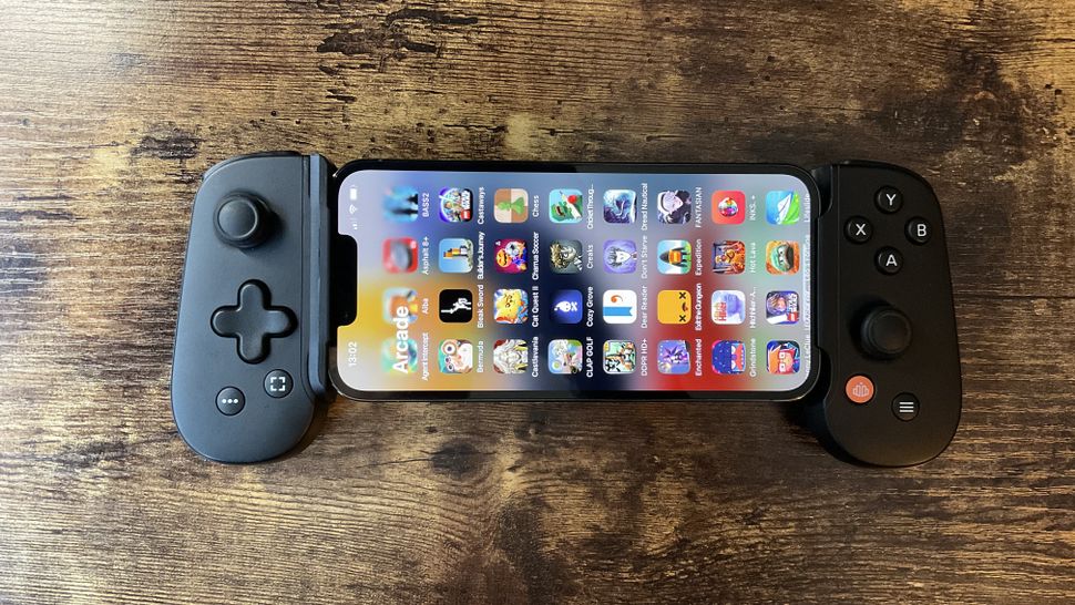 Backbone One IOS Controller Review | TechRadar