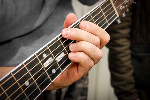 Fretlocks Single-String Capos Let You Play 