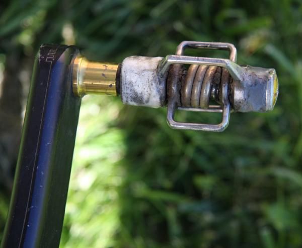 Bishop's CrankBrothers Ti Egg Beaters have seen better days.