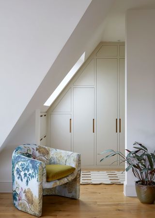 5 Genius Ways to Fit Extra Storage in Your Loft Conversion | Livingetc