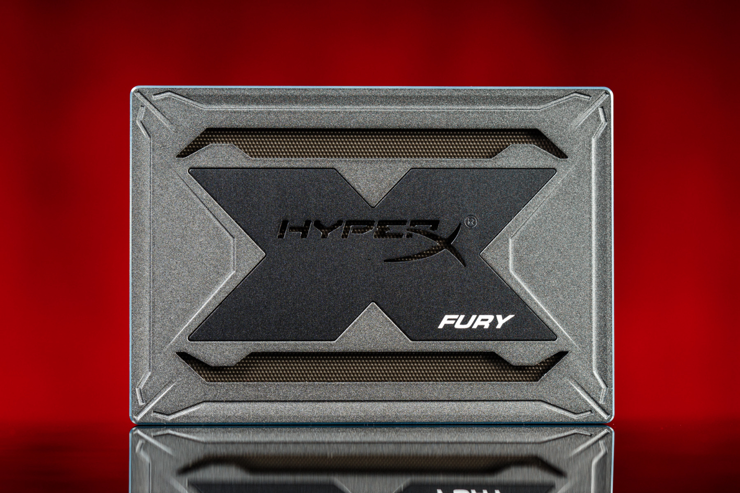 Smil fængsel Rædsel Kingston HyperX Fury RGB SSD Review: RGB Comes To Entry-Level SSDs | Tom's  Hardware