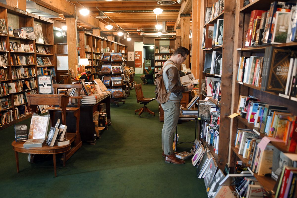 4 Reasons Why Independent Bookstores Are Thriving | The Week