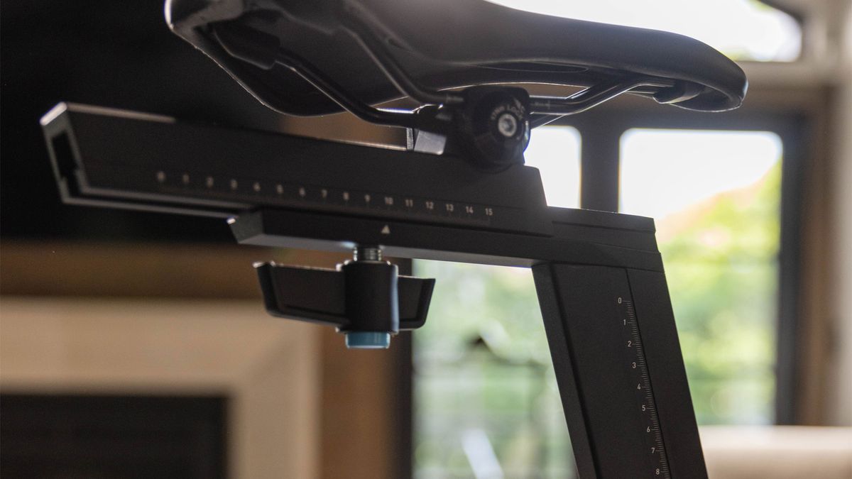 Garmin Tacx Neo Bike Plus precise adjustment