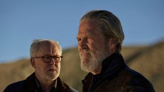 John Lithgow and Jeff Bridges in The Old Man