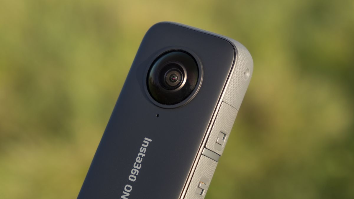 Insta360 One X2