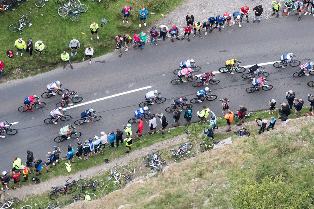 Riders take on the iconic Cheddar Gorge climb in Somerset (Picture by Matt Cardy/Getty Images)