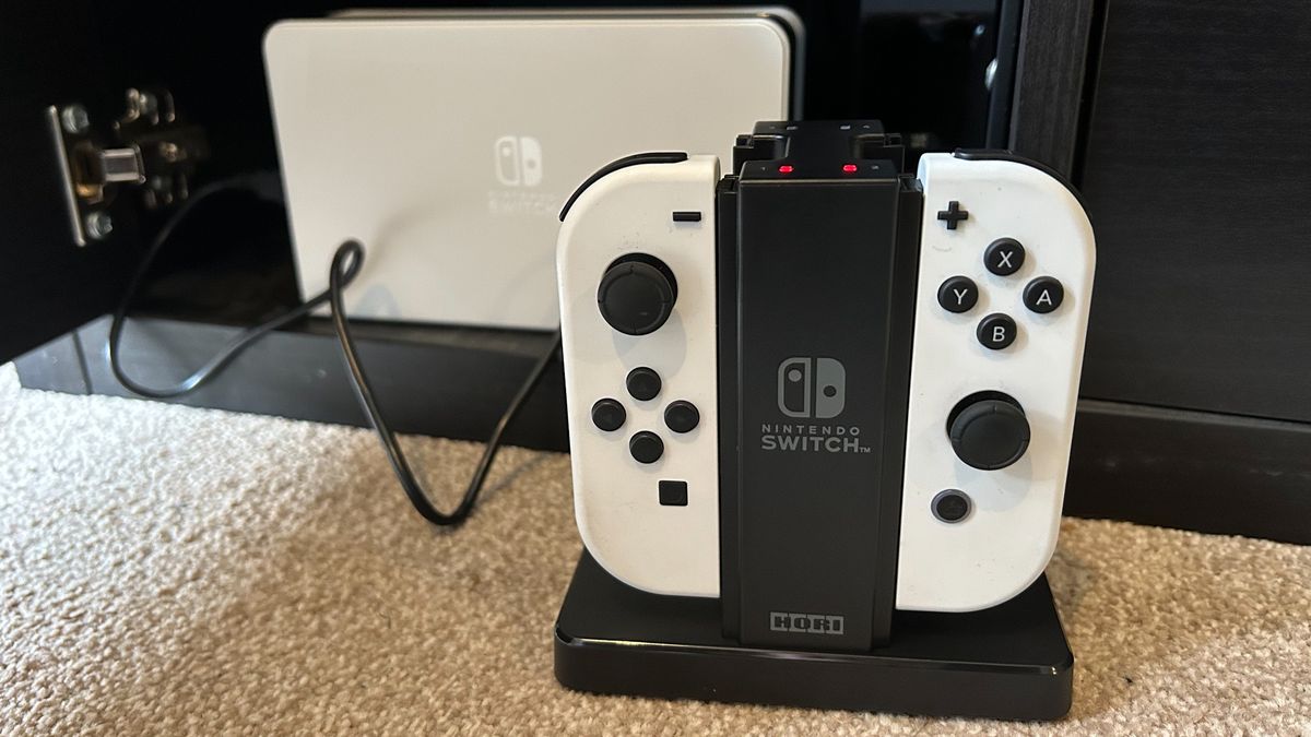 Hori Joy-Con charging stand