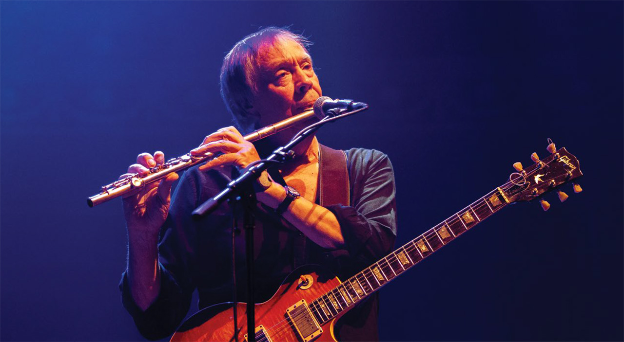 Andrew Latimer of Camel