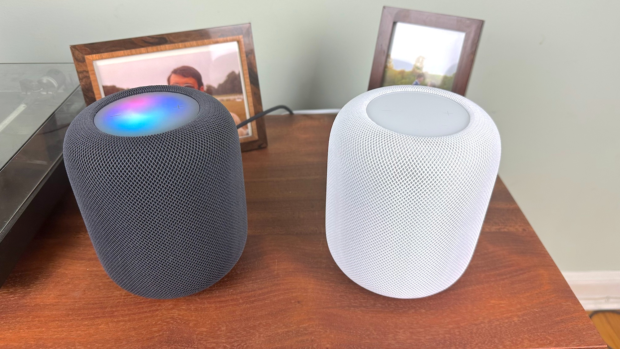 Apple HomePod 2 white and black models