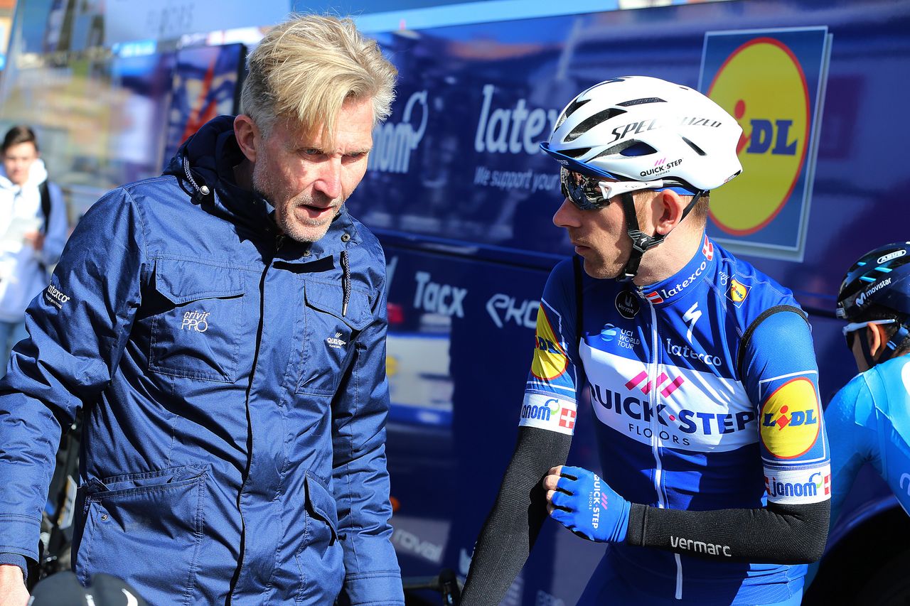 Brian Holm with Michael Morkov at the start