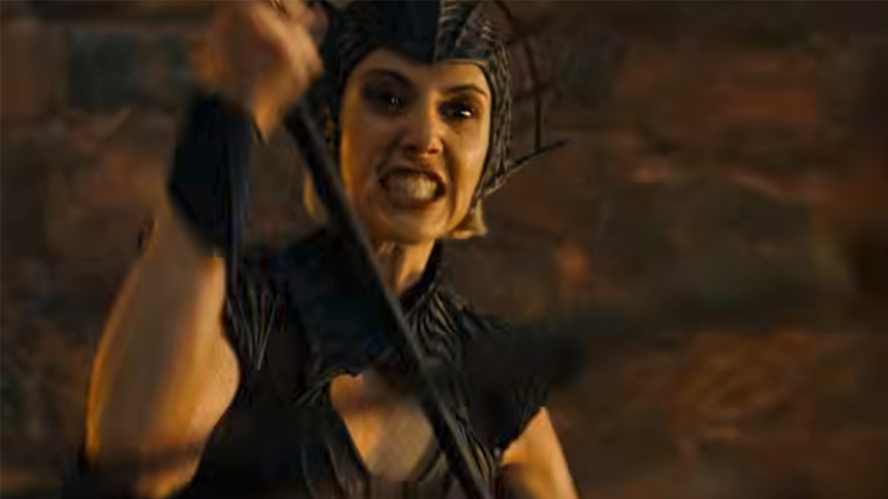 Alison Brie making a fighting face in Masters of the Universe.