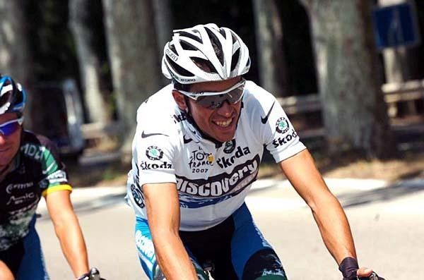 Alberto Contador (Discovery Channel) seems to smile knowing he had good legs.