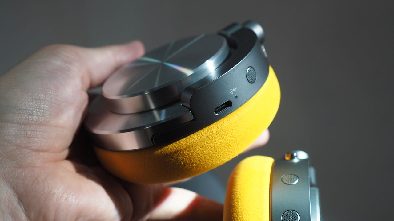Dyson OnTrac hands-on
