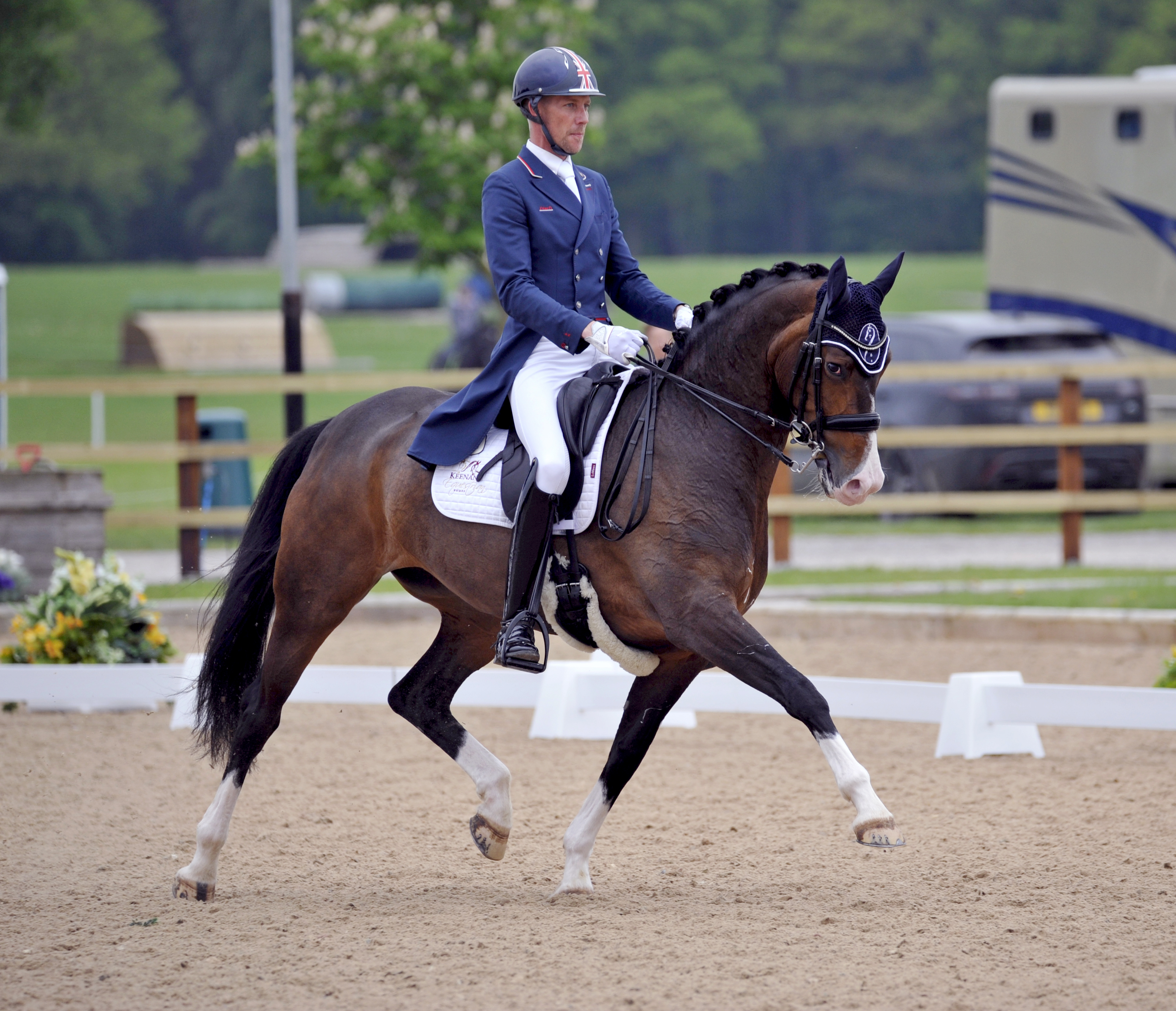 Matt Frost riding Helga at Somerford Premier League 2021