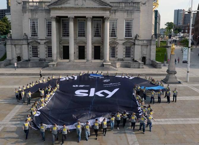 A very big Sky jersey.