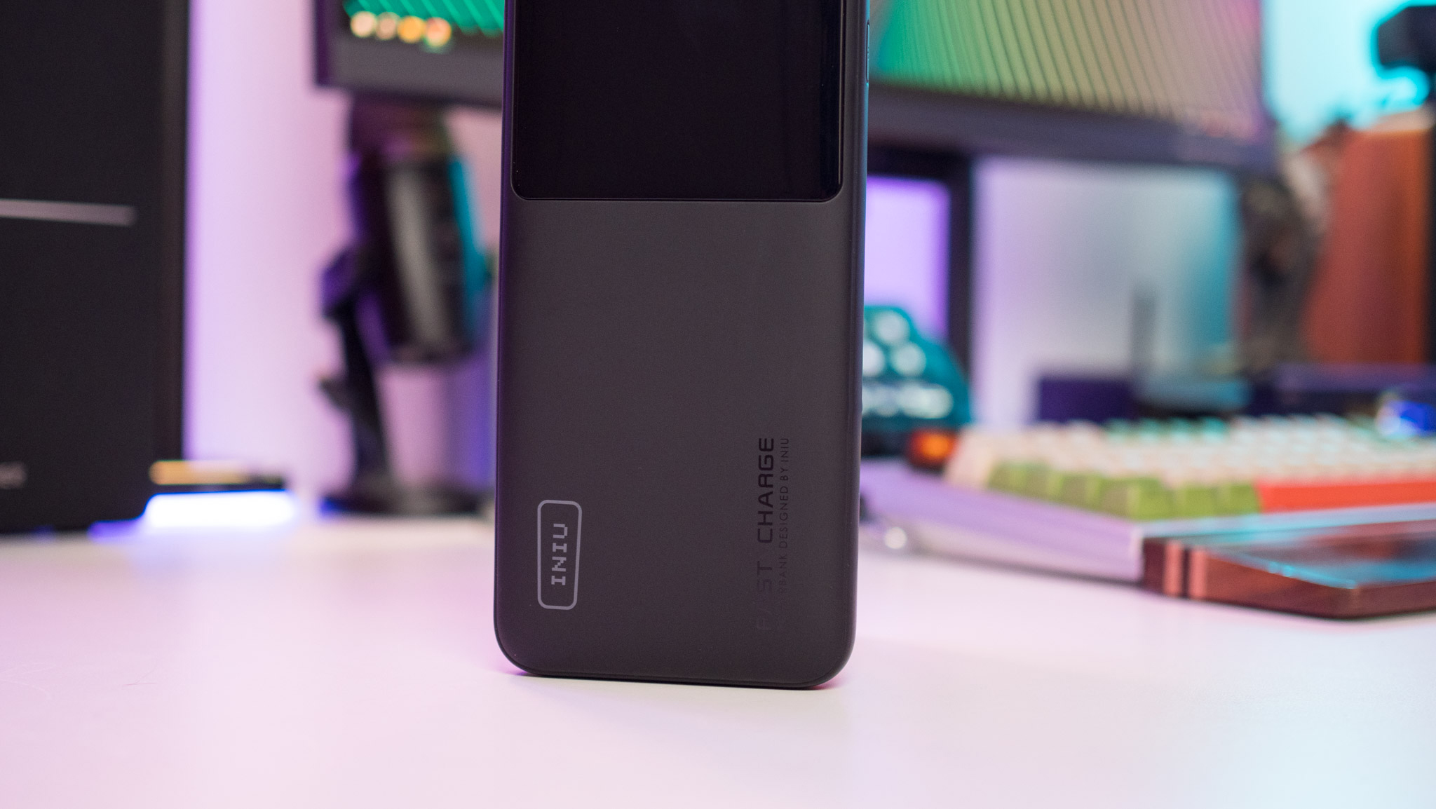 INIU PowerNova 140W 27,000 mAh portable power bank now