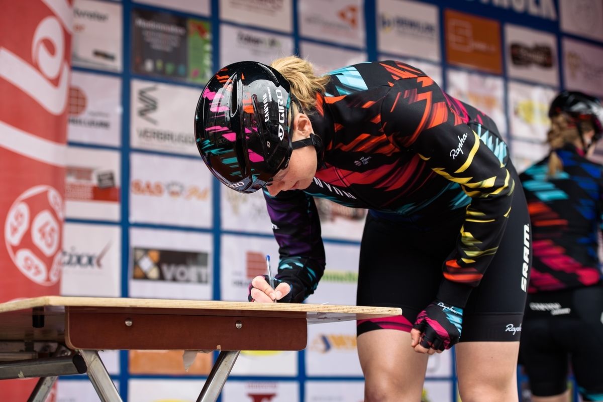 Mieke Kroeger signs on