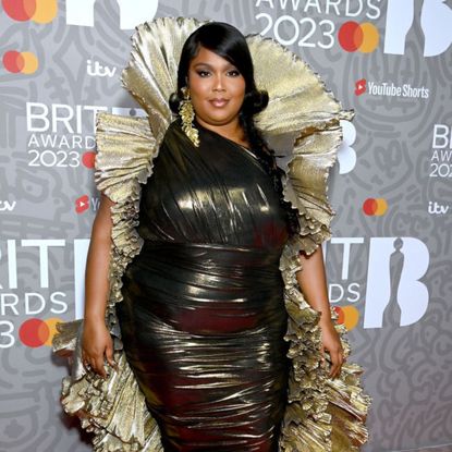 lizzo brit awards red carpet