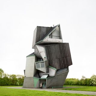 Filip Dujardin re-configures visual elements to create surreal constructions, like this work from his 2007-11 'Untitled' series. A large house with the elements all jumbled into a strange configuration.
