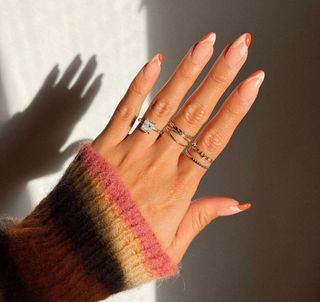 Coral Nail Trend