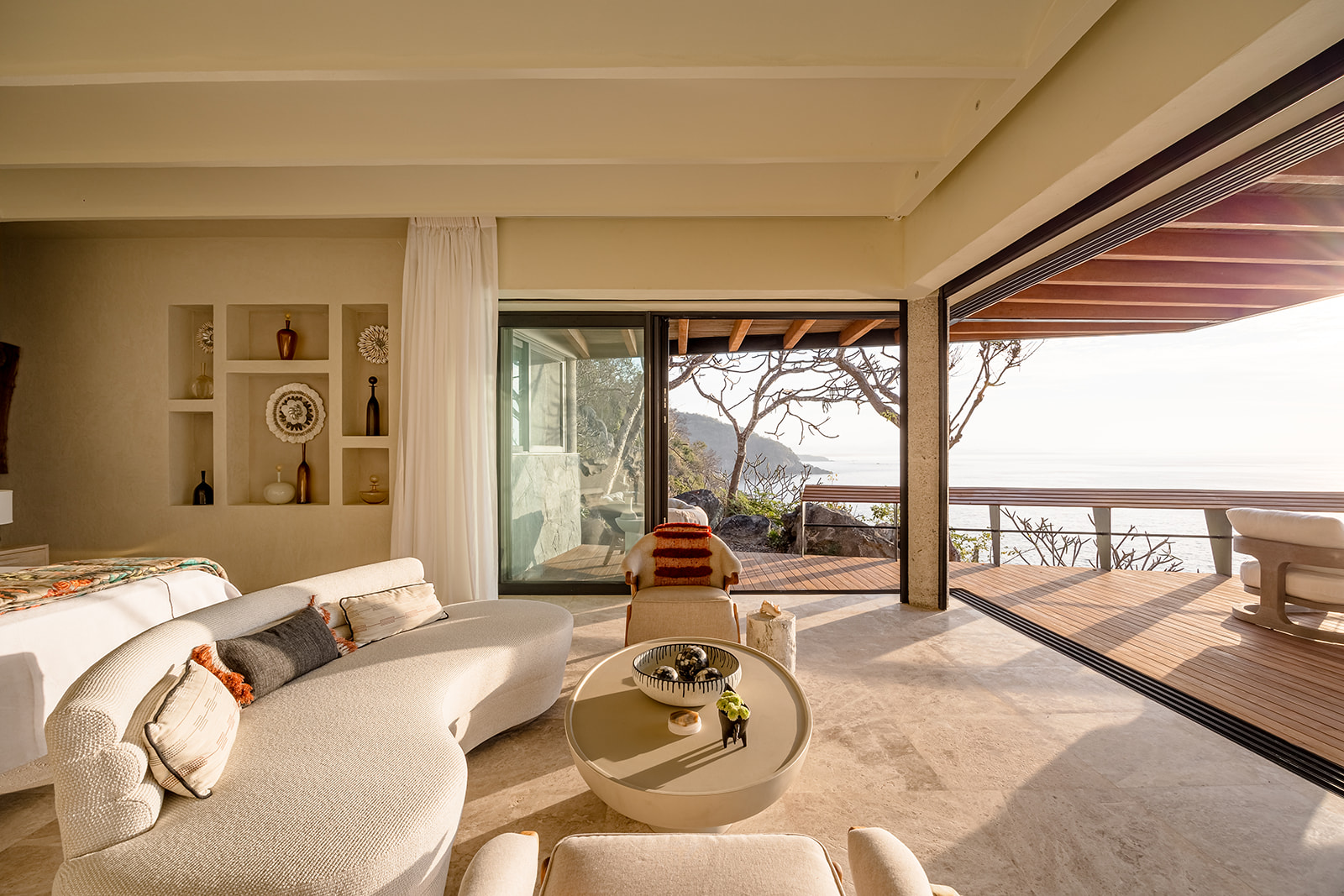 Casa Yuri, with its floating swimming pool overlooking the ocean