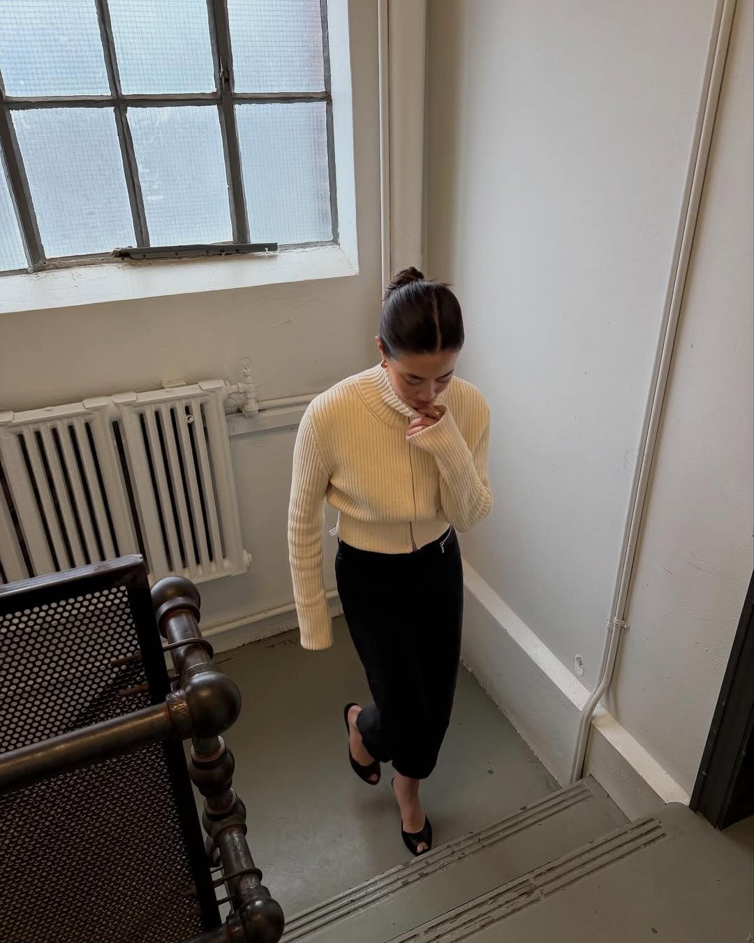 An image of a woman wearing peep toe sandal shoe trend 2026