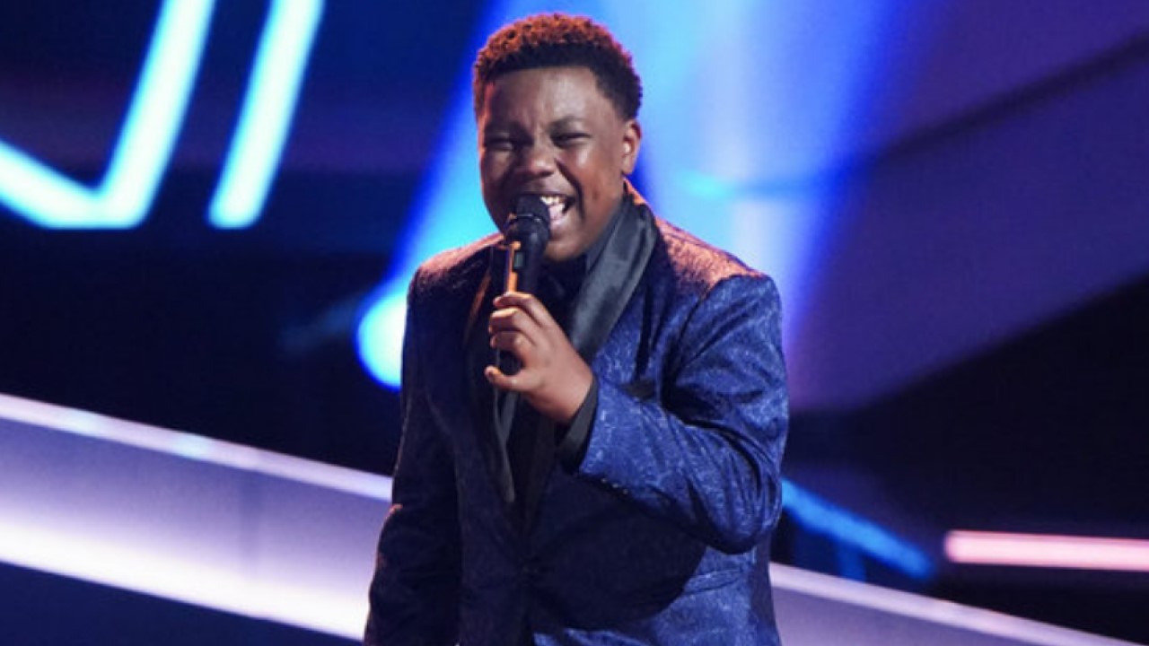 Jaukeem Fortson, 13, performs in the Blind Auditions of season 26 of The Voice. He then joined Reba McEntire's team.